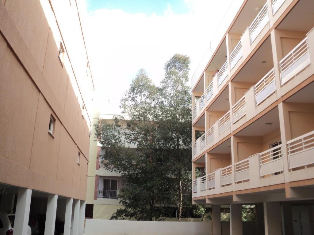 Lykavitos Apartments Nikosia Bagian luar foto